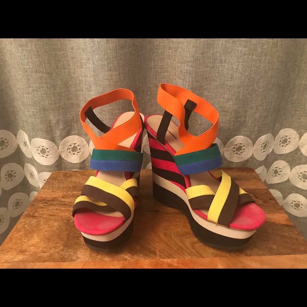 Zigi Soho Strapped Wedges